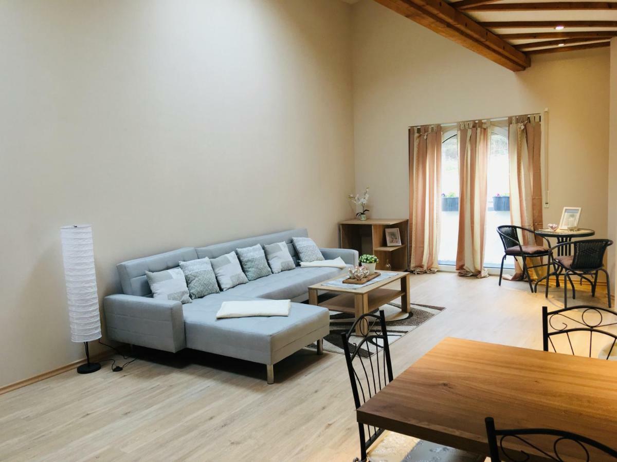 Ferienwohnung Am Nuerburgring/Wintersport Arft Acht Luaran gambar