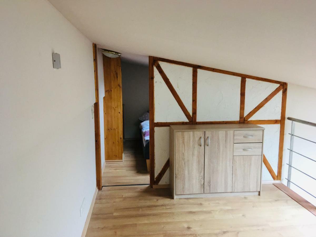 Ferienwohnung Am Nuerburgring/Wintersport Arft Acht Luaran gambar